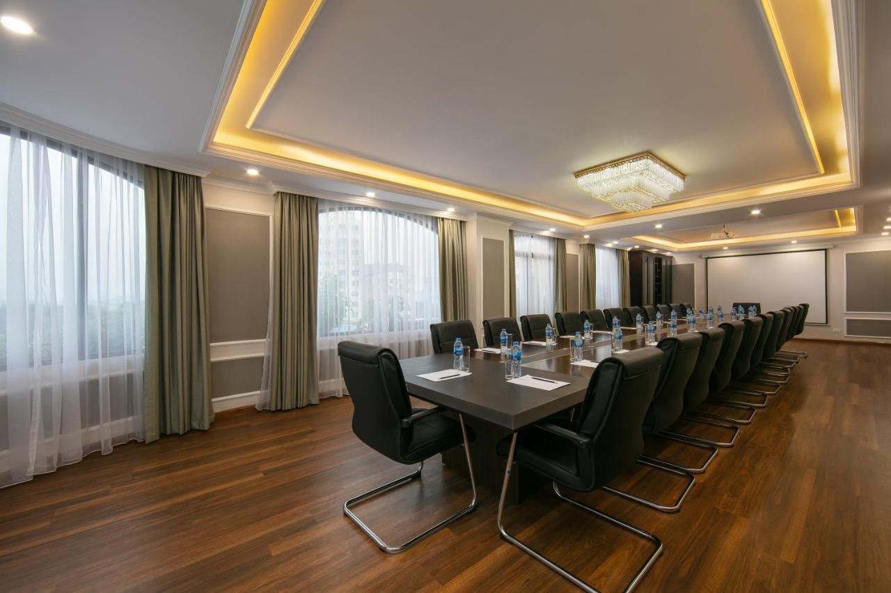 Halais Hotel Hanoi Bagian luar foto