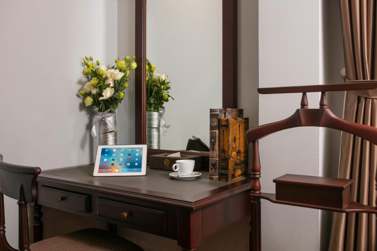 Halais Hotel Hanoi Bagian luar foto
