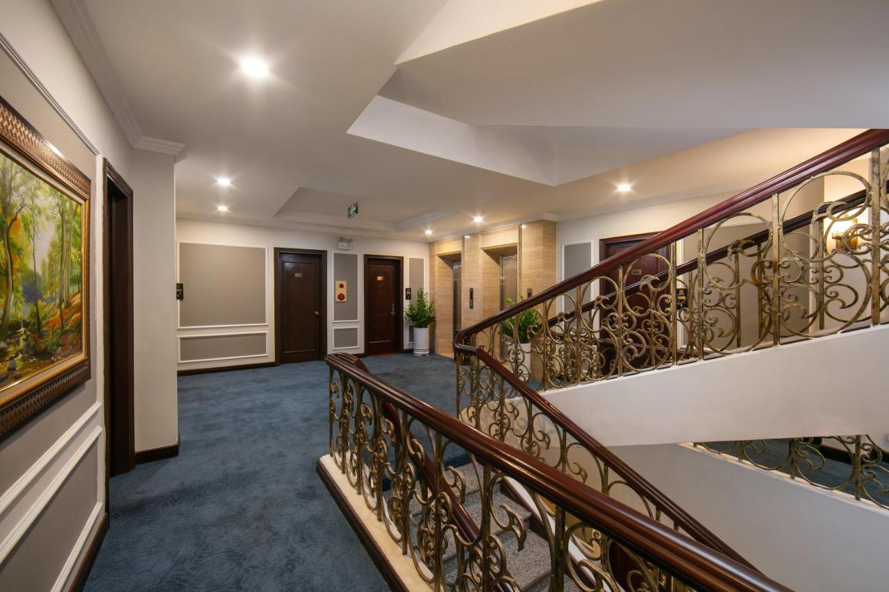 Halais Hotel Hanoi Bagian luar foto